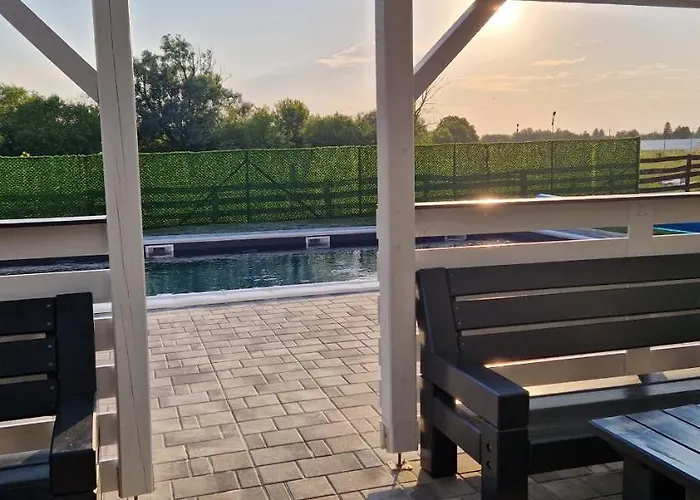 Bed & Breakfast Garden Panzio Balatonkeresztúr